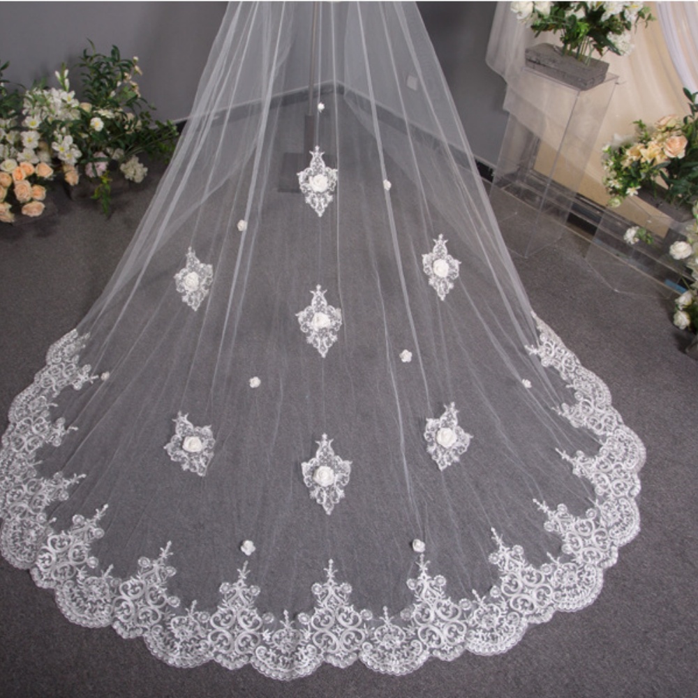 Illusion Wedding Veil 3D Appliques One Layer Long Cathedral Length Veils Applique Edge Custom Made Bridal Accessories High Quarity