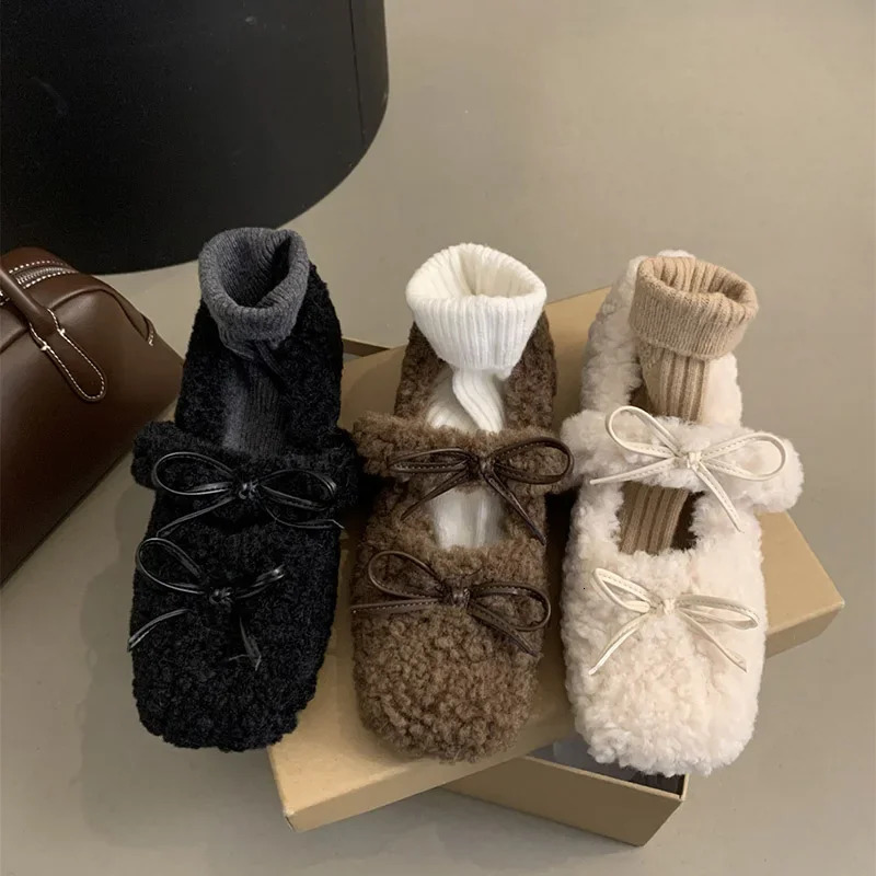 Retro womens fur flat shoes fashionable light bow shoes elegant spring and autumn womens warm shoes 241007