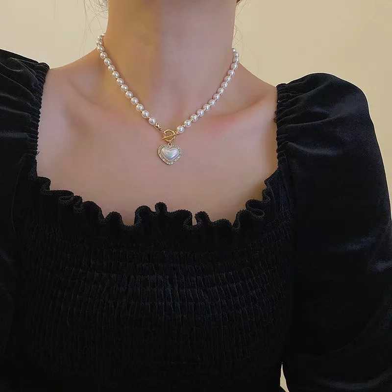 Instagram New Super Immortal Style Imitation Pearl Love Necklace Cool And Sweet Ot Buckle Collar Chain WomenX241009