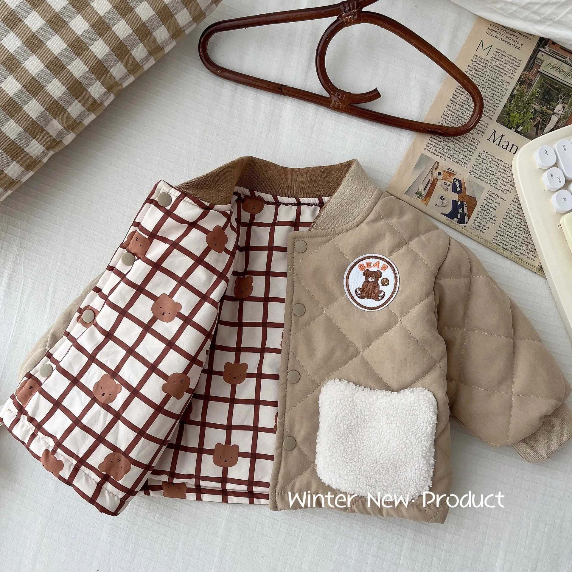 Down Coat Cute Bear Winter Jacket 2024 Double sided Childrens Thick Cotton Jacket Korean Childrens Clothing Jacket H241010