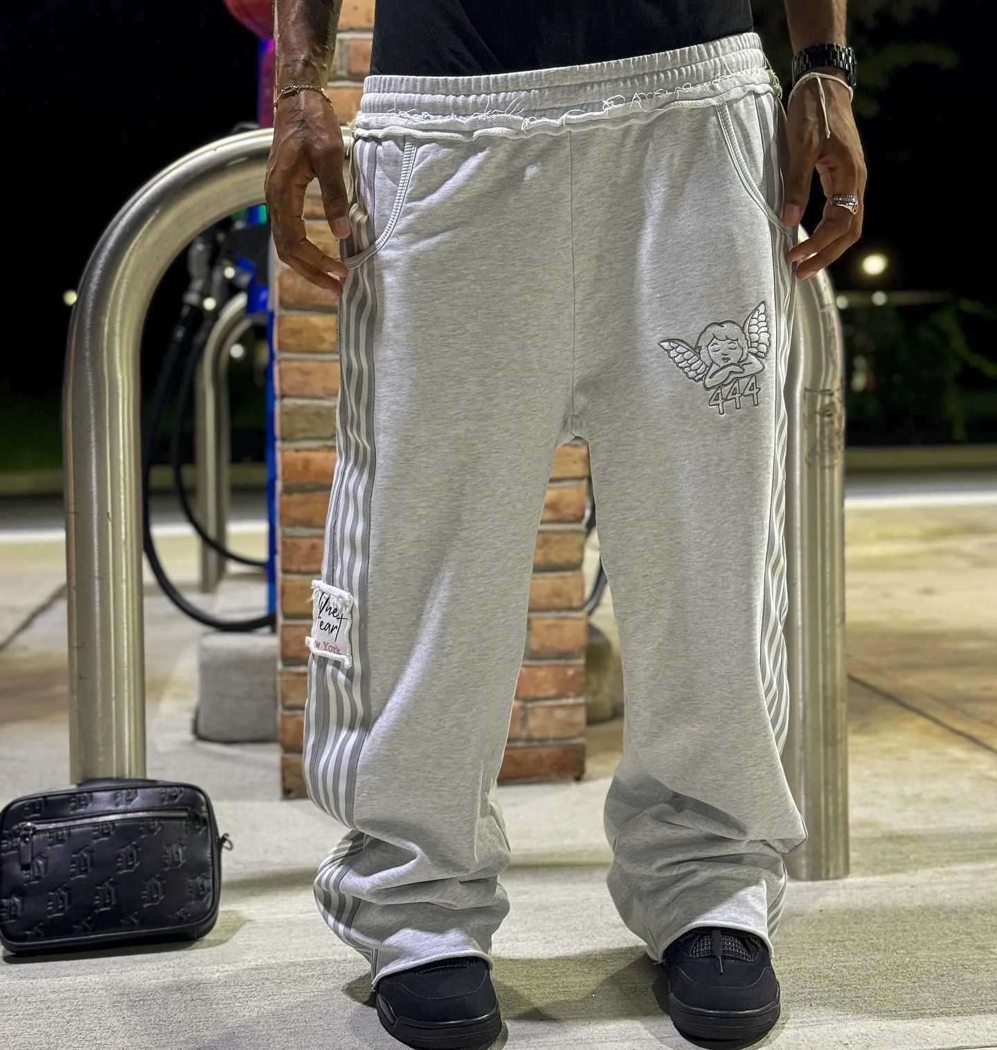 Fashionable Angel Embroidered Elastic Waist Cotton Casual Pants Harajuku Classic Simple Side Striped Mens Running Sports Wear W241009