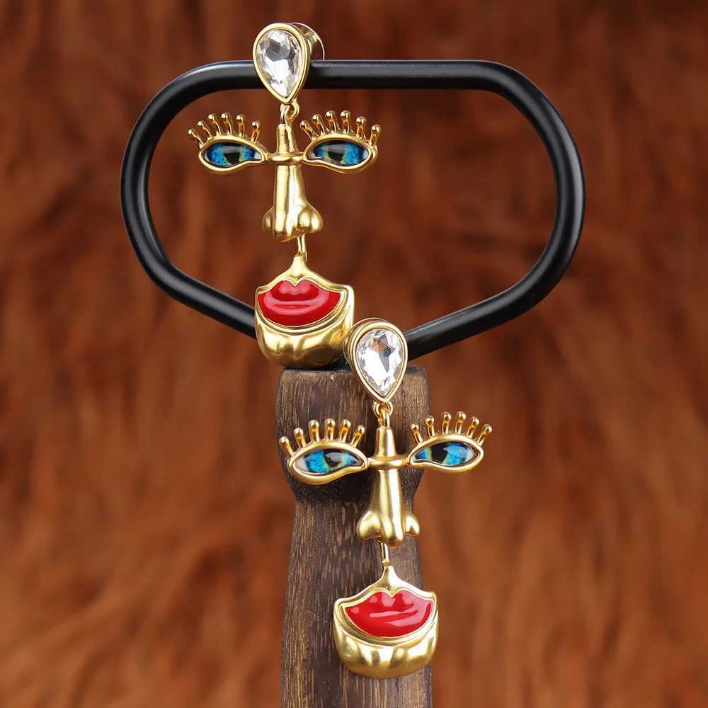 Dangle Chandelier Female Personality Lips Nose Evil Eye Stud Earrings Devils Portrait Jewelry European Style Retrocessories High Quality H241010