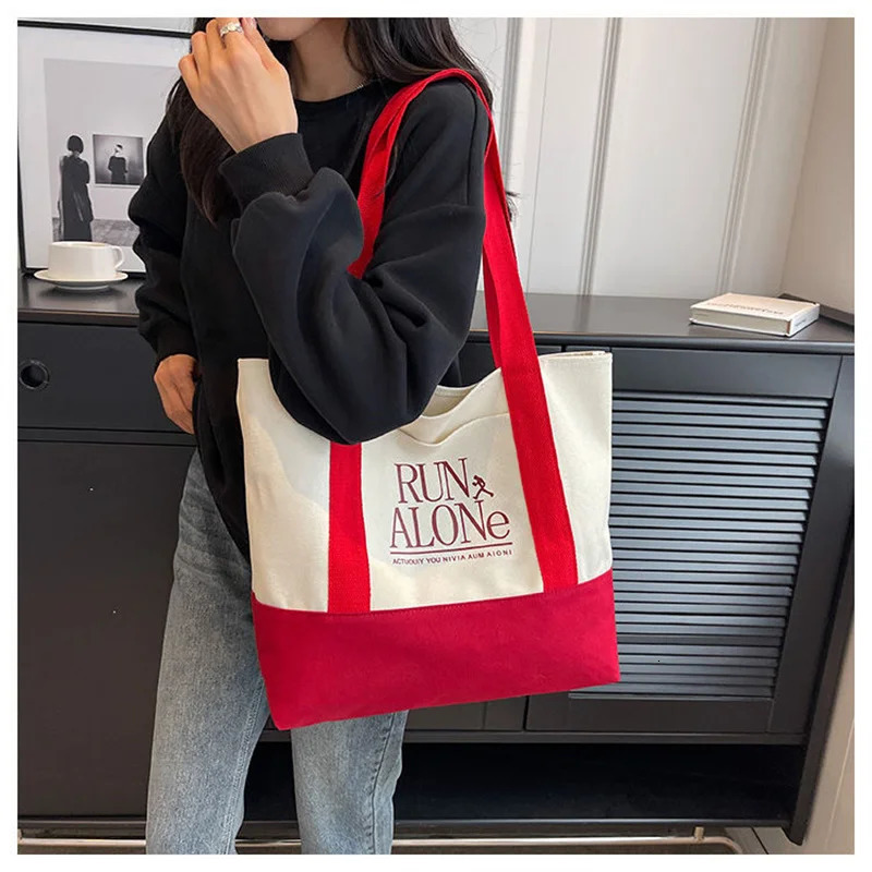 Home>Products>Canvas Large Capacity Cotto Shoulder Bag> Womens Casual Handbag 241008