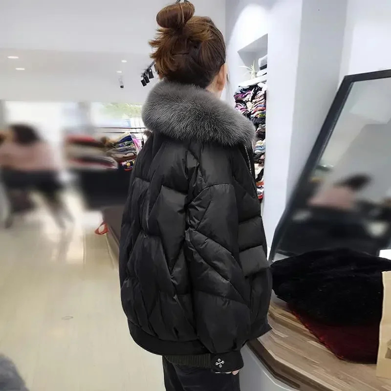 Fashion black loose thick coat womens small-sized winter jacket European style womens clothing 241007