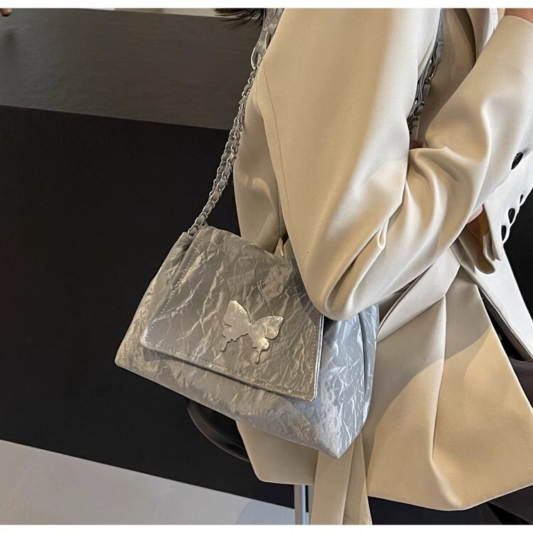 2025NEW high quality women s large capacity commuting butterfly element versatile tote for outdoor fashion travel trend single shoulder crossbody bag
