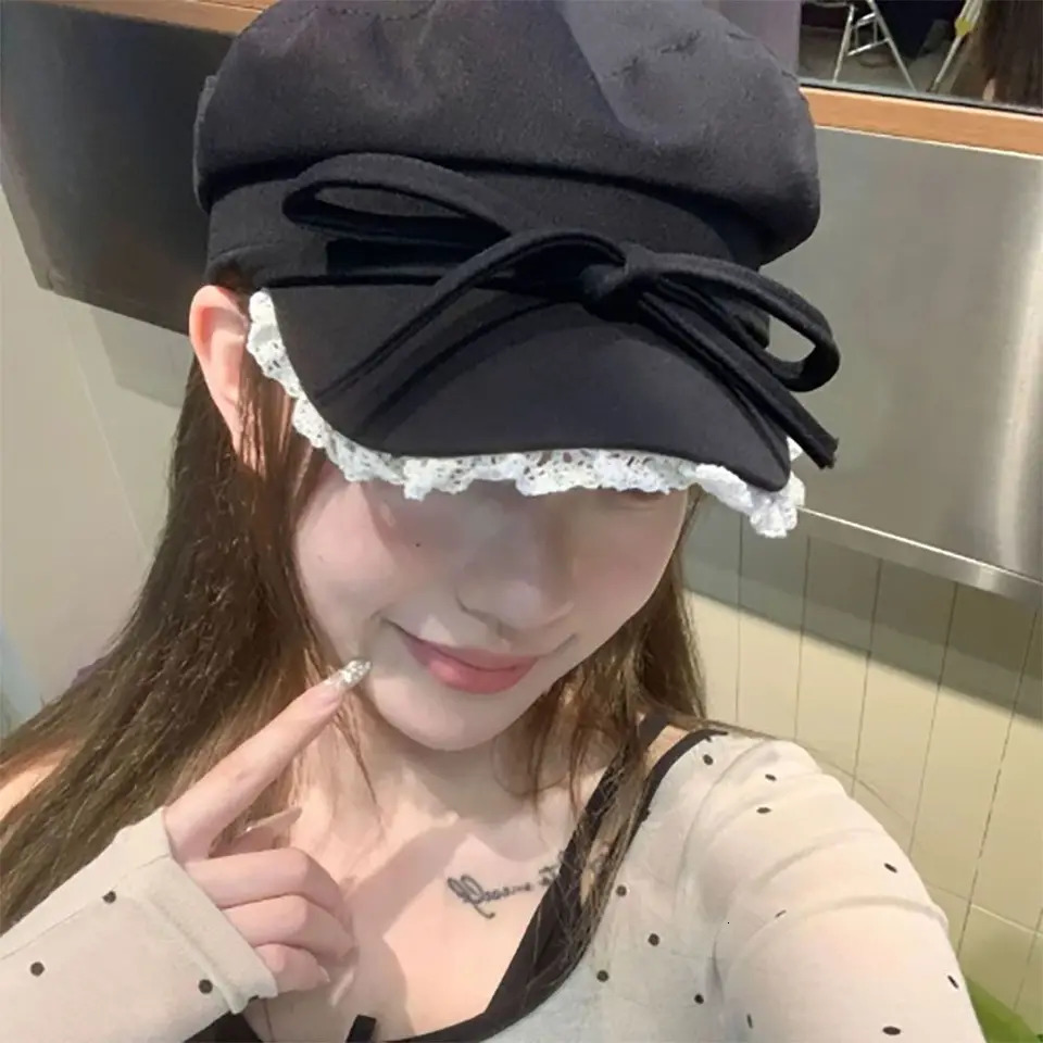 Bow lace trimmed beret showcasing mini facial features sun protection octagonal hat highquality Korean style s boy Versatile 241009