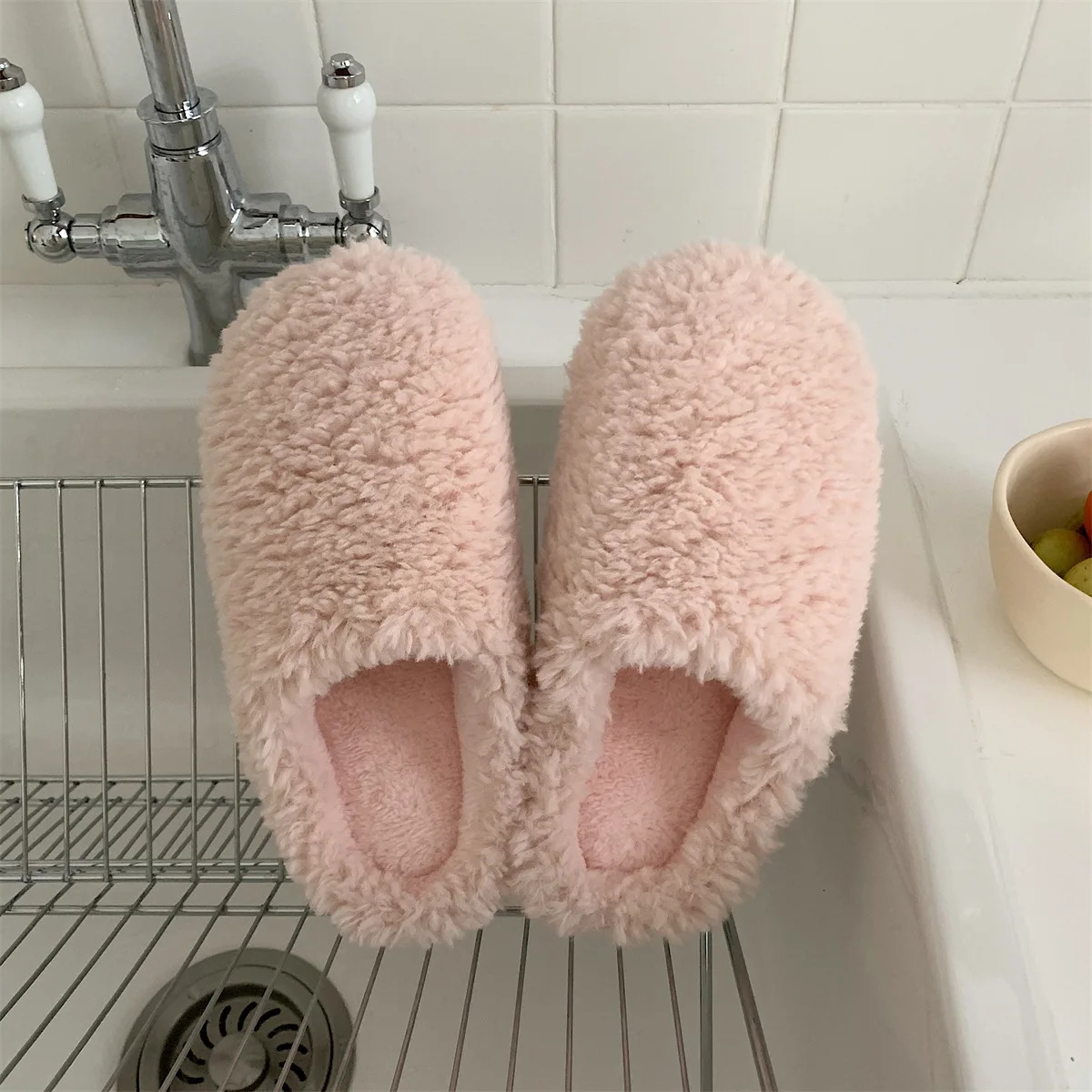 Cotton Slippers Plush Pantuflas Women Autumn Winter Household Non-slip Warm Flat Slides Home Shoes Indoor Fur Slippers 240927