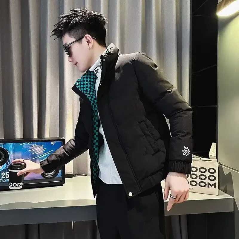 Men's Down Parkas Winter Fashion Trendy Mens Short Down Coat Thickened Warm Stand Collar Casual Duck Down Jacket Y2410092G5Z