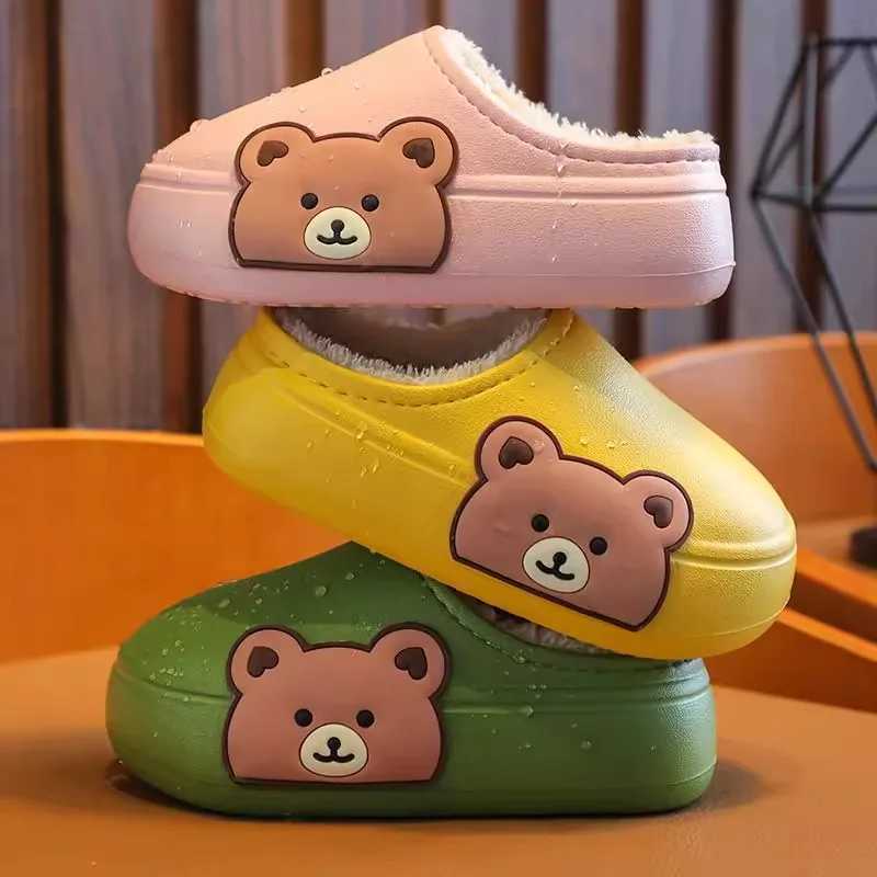 Slipper Childrens cotton slippers with waterproof and non slip heel thick sole with fleece autumn and winter leather surface S2412231