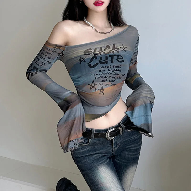 Y2K Gyaru Style Color-blocked Gradient Letter Print Long Sleeve T-Shirt Asymmetric Off-shoulder Mesh Base Layer Top for Women 241010