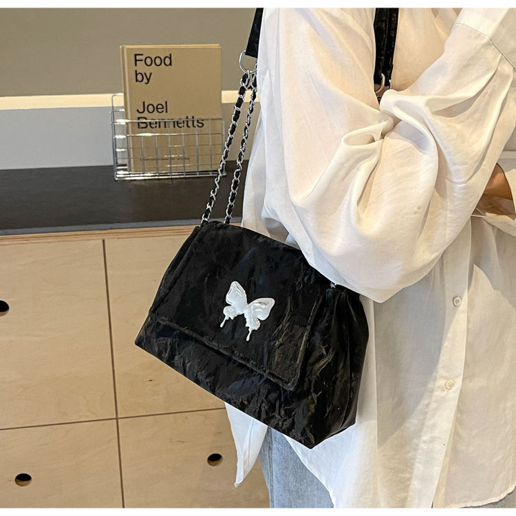 2025NEW high quality women s large capacity commuting butterfly element versatile tote for outdoor fashion travel trend single shoulder crossbody bag