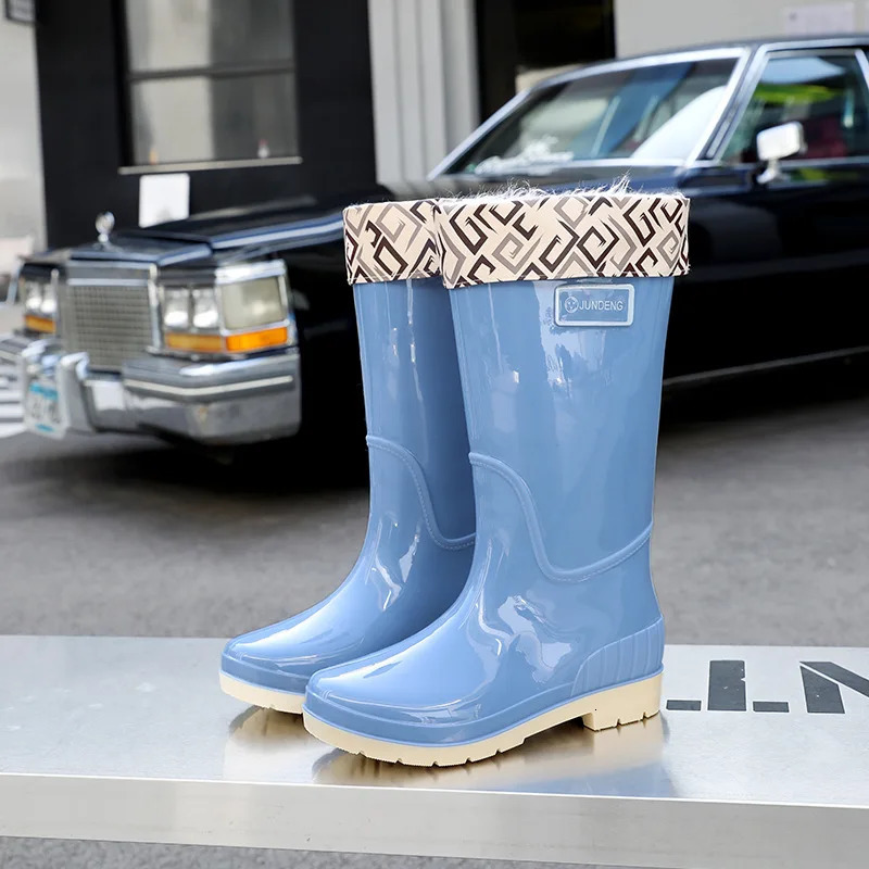 2024 Adult High-tube Womens Rain Boots Solid Color Non-slip Waterproof Pvc Kitchen Work Shoes Womens 241010