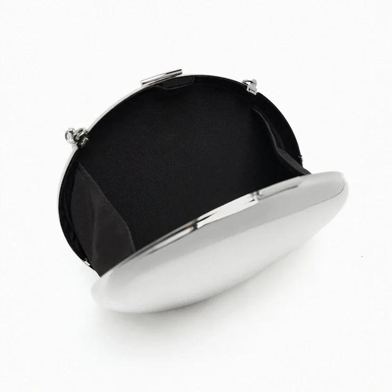 Womens metal silver shell bag cute evening clutch with shoulder strap used for wedding party small wallet ner handbag 241008