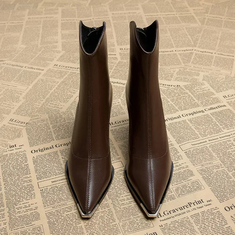 Winter High Heels Sexy Womens Shoes Short and Fat Ankle Chelsea Boots Fashion Corner Toe Zipper Gothic Pump Shoes 241007