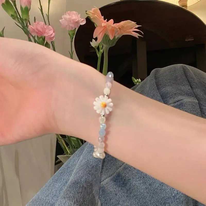 Baroque Simulated Pearls Cute Flowers Colorful Hand-Woven Beaded Short Clavicle Chain Choker Necklace for Women Girls JewelryX241009
