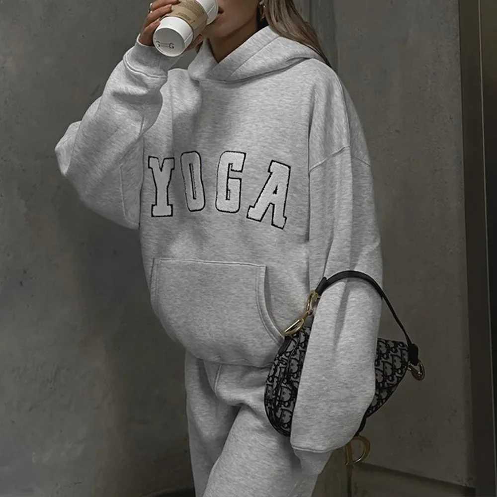 New Arrival New Super Size Crossover Womens Hoodie Grey Embroidered Yoga Letter Printed Loose Fit M241009