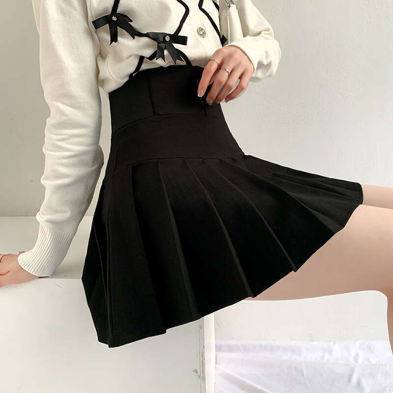 Letter elastic waist pleated spring/summer 2024 new black A-line half body women's anti slip versatile short skirt