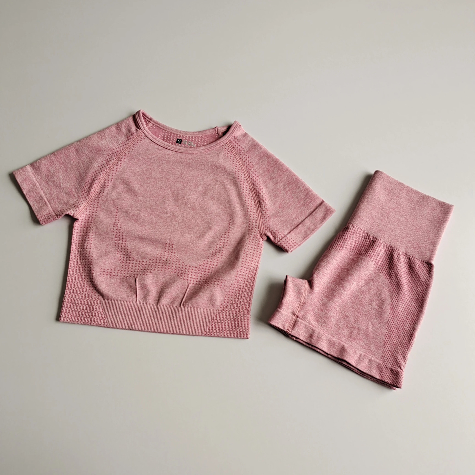 Seamless Yoga Set Fitness Short Sleeve Crop Top Shirts Running Shorts Workout Clothes For Women Gym Sets 2 Piece Set 241010