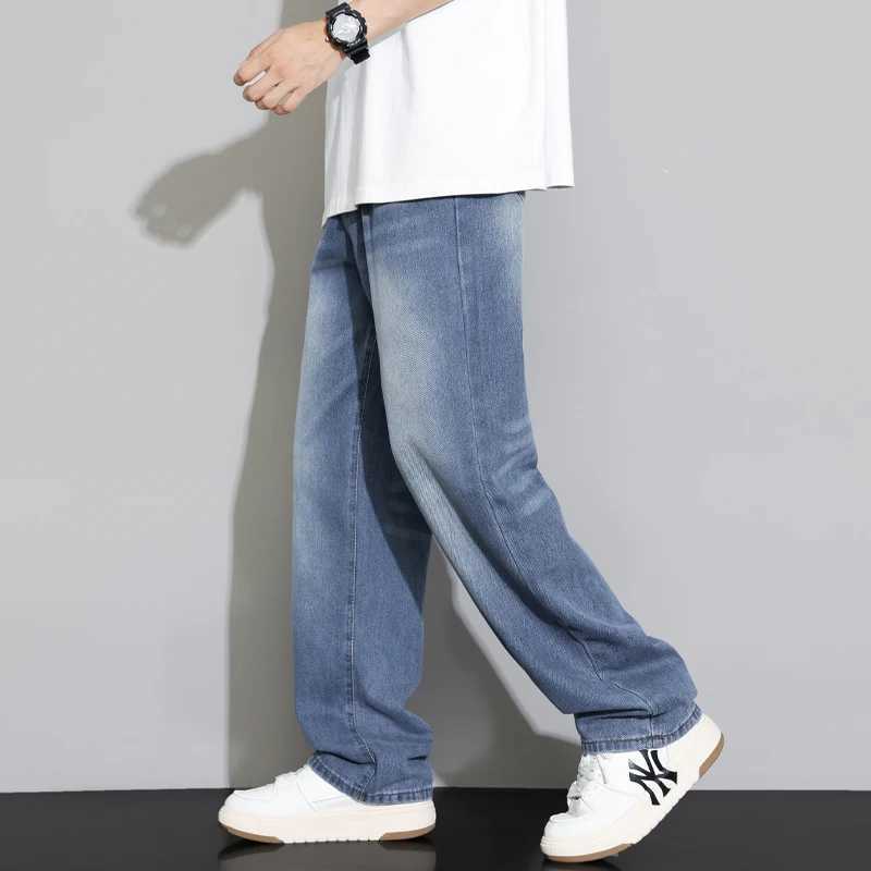 Mens jeans loose and casual fashionable and versatile American denim trendy brand denim pants handsome straight leg pantsX241009