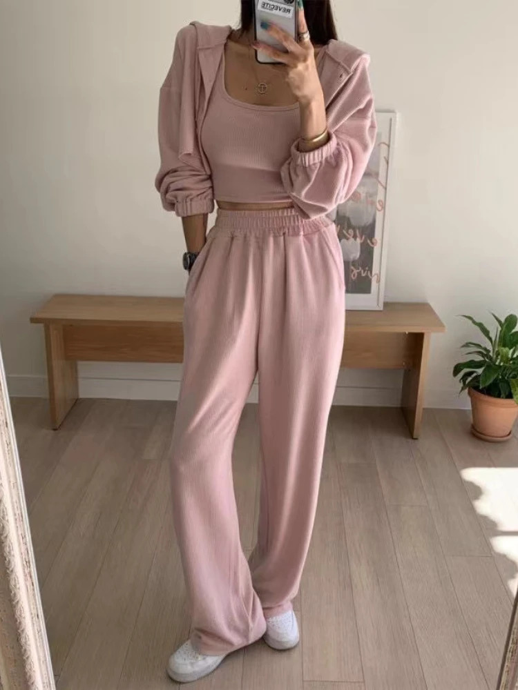 Womens sportswear hoodie long sleeved cardigan top loose wide leg jogging pants Korean three piece set womens clothing 241007