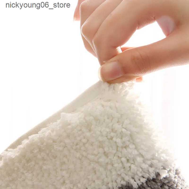 Non-Slip Bath Mats Daisy Flowers Bath Mat Soft Thick Bathroom Kitchen Carpets Set Anti-Slip Doormat Shower Room Toilet Rugs Floor Area Decor Pad L2409