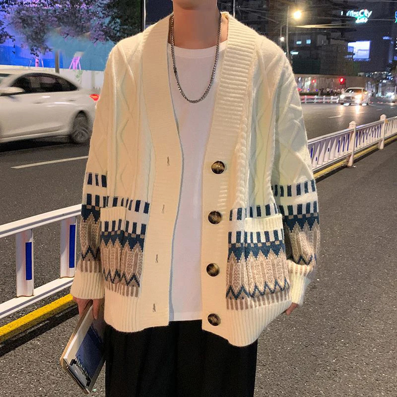 Mens fashion contrast color casual streetwear single chest sweater cardigan Y2K youth V-neck long sleeved oversized knitted top 241007