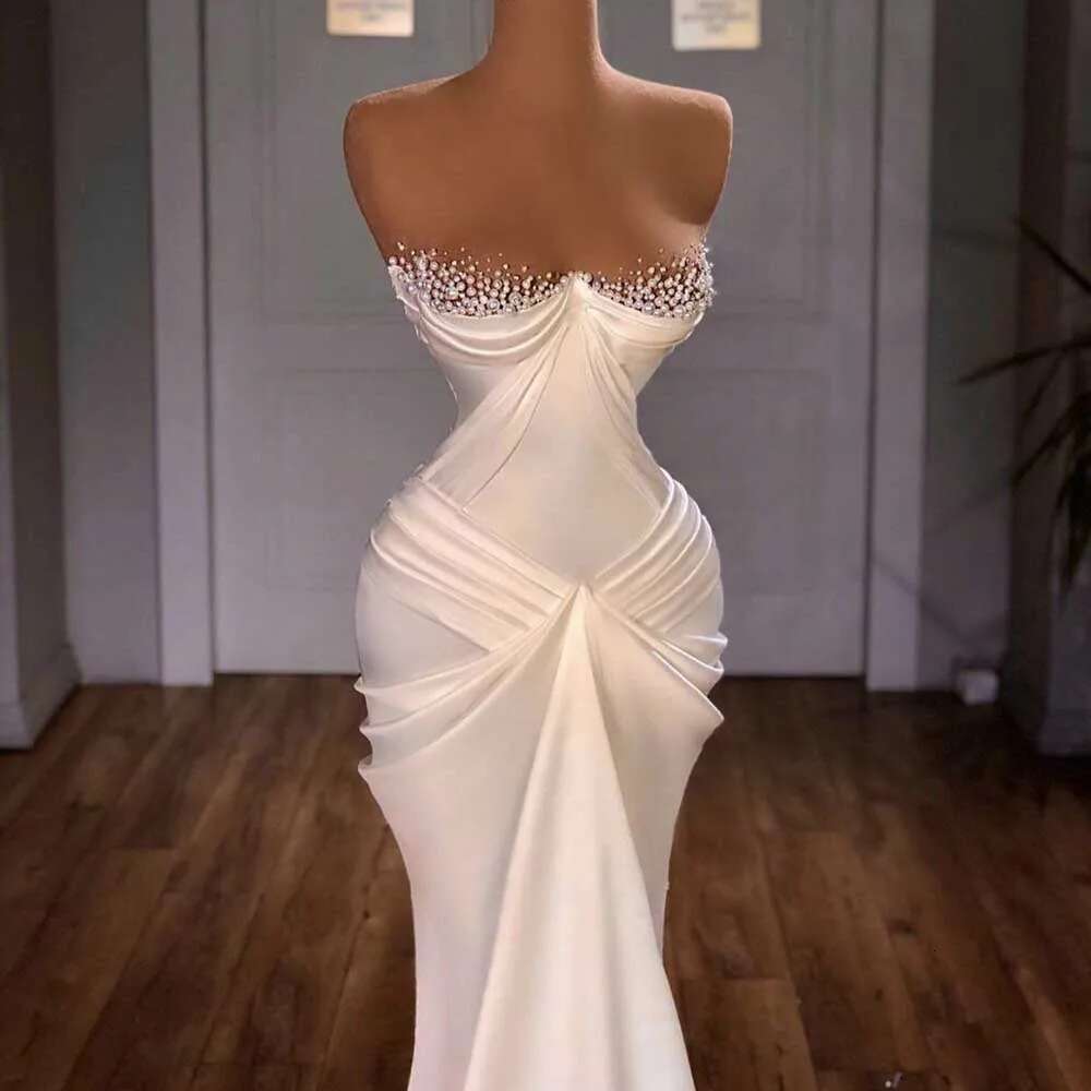 Pearls Satin Prom White Fashion Strapless Women Evening Gowns Sleeveless Pleat Formal Mermaid Party Dresses