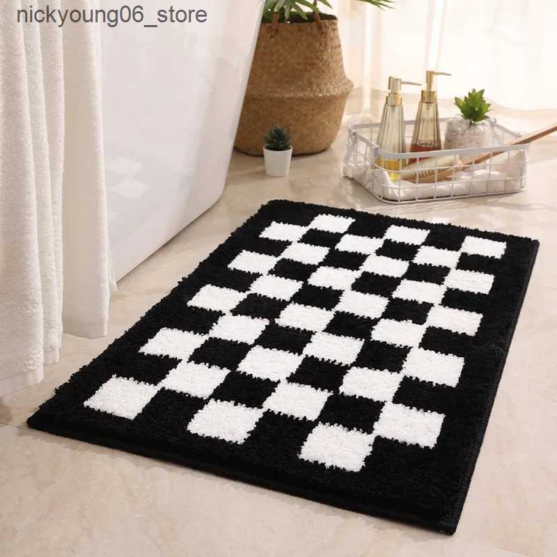 Non-Slip Bath Mats Inyahome Black and White Checkered Bath Mat Plush Microfiber Absorbent Bathroom Rugs Luxury Machine Washable Indoor Doormat Rugs L2
