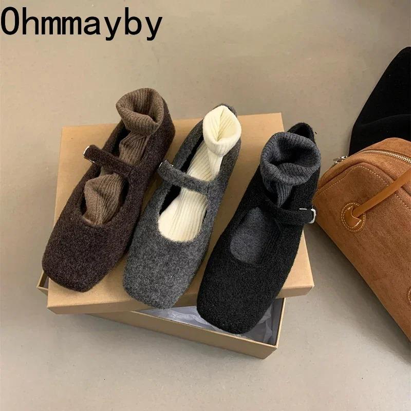 Retro square toe womens Mary Jane shoes fashionable light soft soled shoes for spring and summer women comfortable outdoor lazy apartment 241007