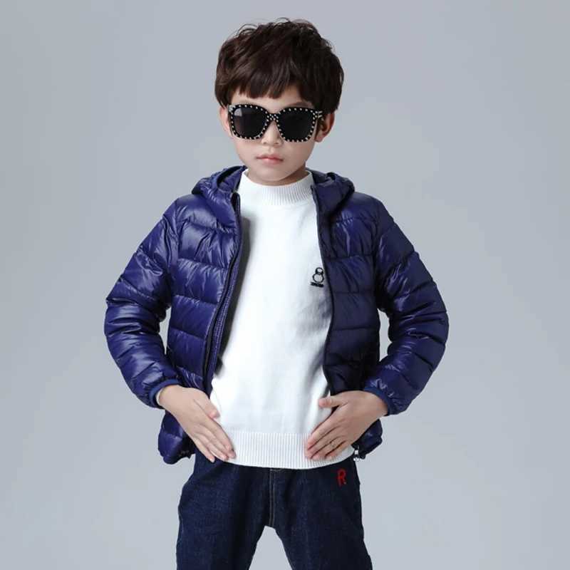 Down Coat 2024 New Duck Feather Fillers Ultra Light Boys Hooded Down Jacket Childrens Autumn and Winter Coat H241010