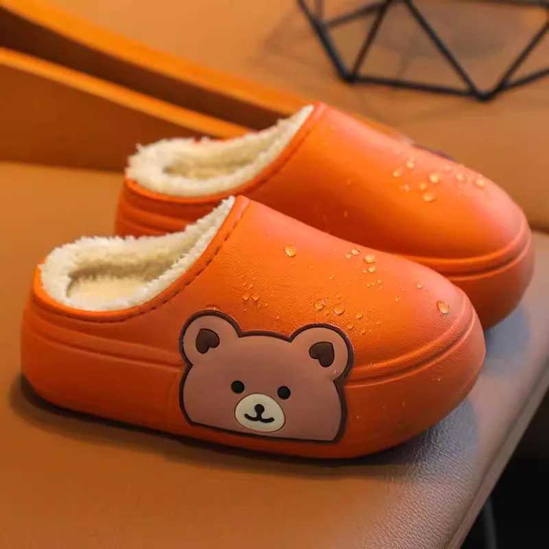 Slipper Childrens cotton slippers with waterproof and non slip heel thick sole with fleece autumn and winter leather surface S2412231