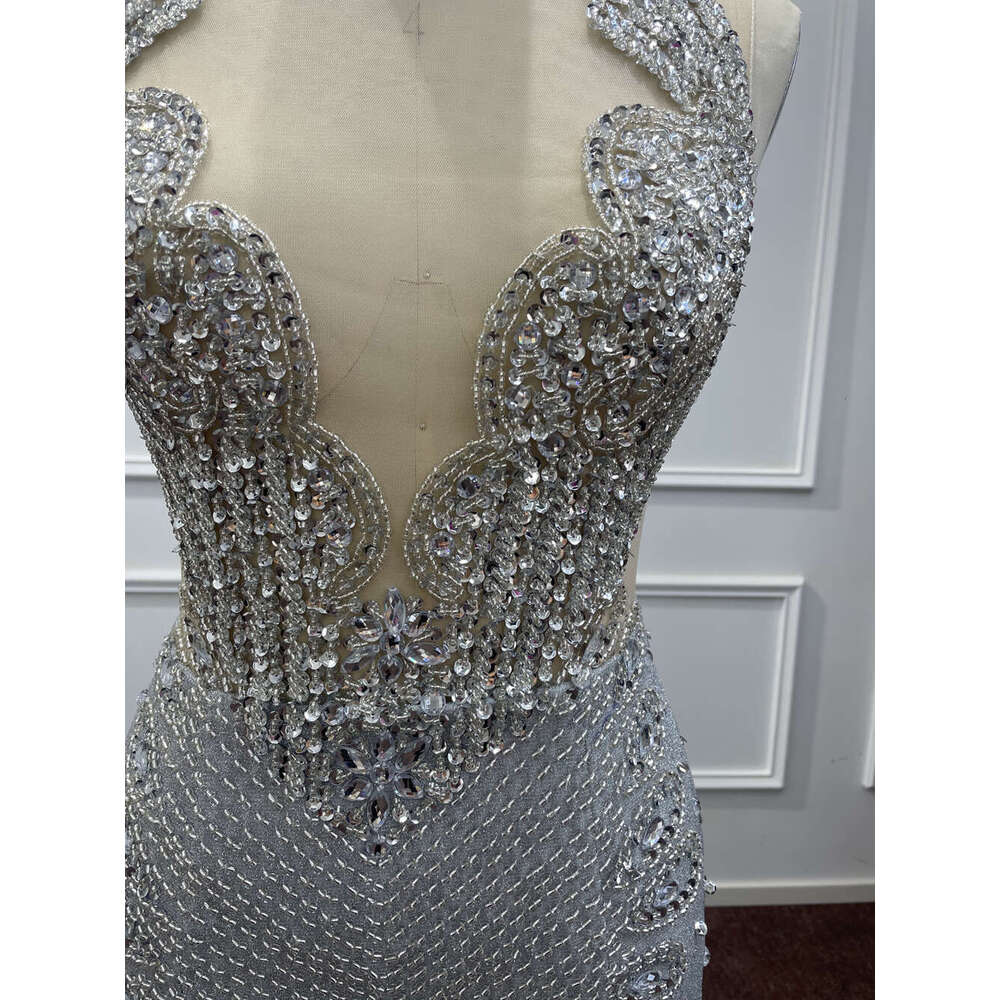 Sparkly Crystal Beading V Neck Prom Dresses Women Sleveeless Shiny Mermaid Exquisite Formal Party Evening Gowns