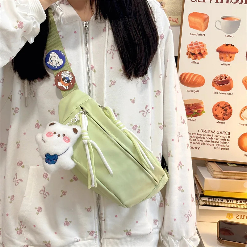 Fashionable green pink cute Kawaii womens fan-shaped bag outdoor leisure sports waist bag multifunctional waterproof luggage 241008