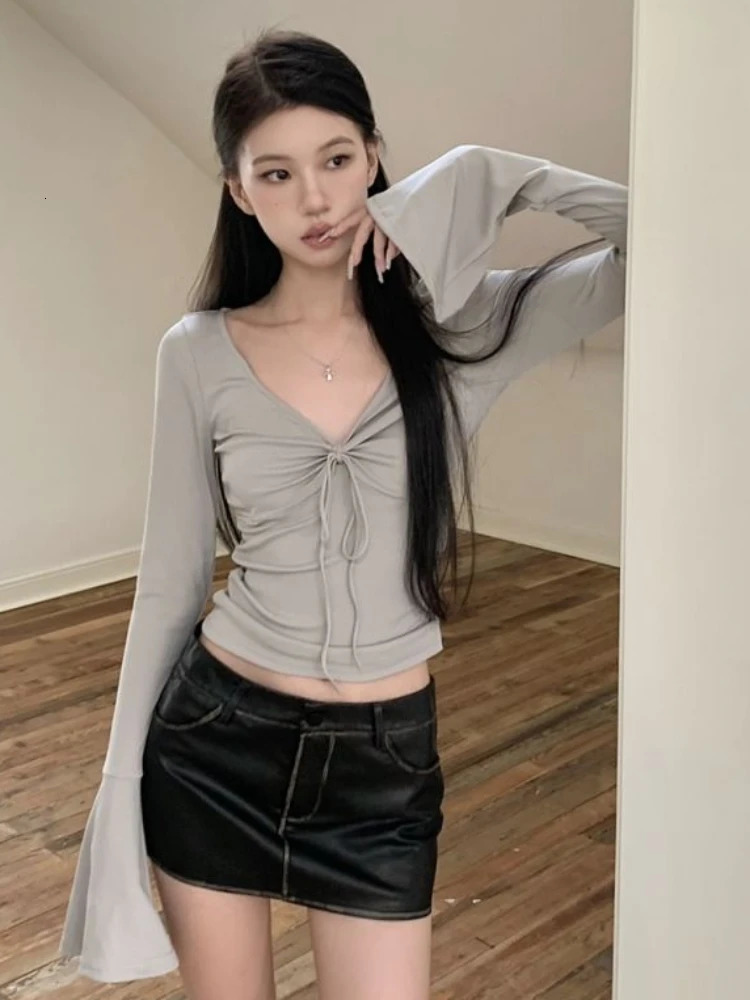 Y2k T-Shirts Women Flare Sleeve Slim Chic Spring High Street sweet American Style Harajuku College Tops Tees Retro All-match 241010