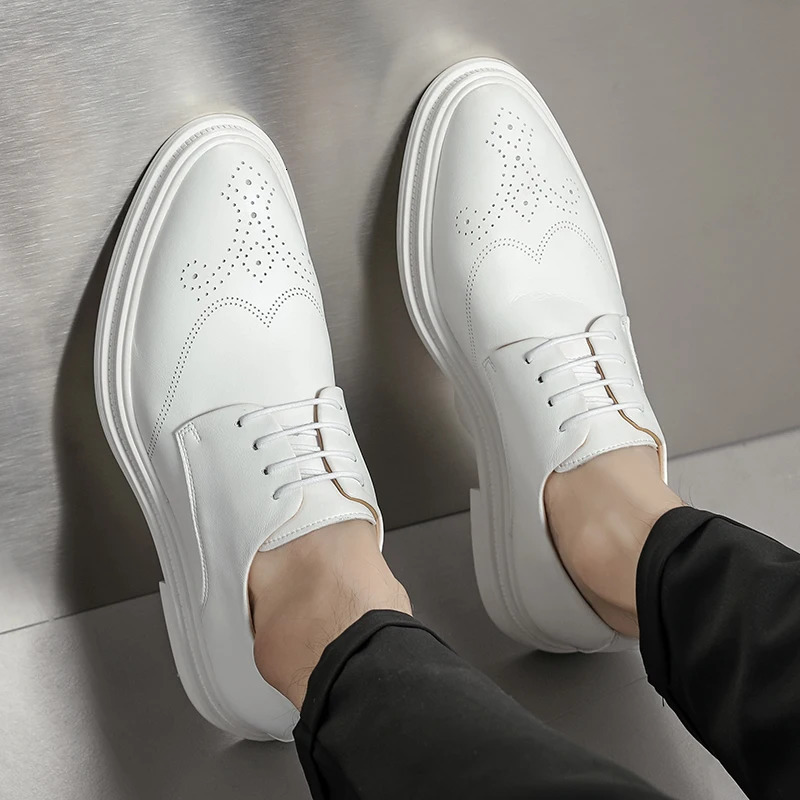 British Style Leather Wedding Brogue Dress Business White Formal Party Loafers Casual Shoes for Men Sneakers 240927