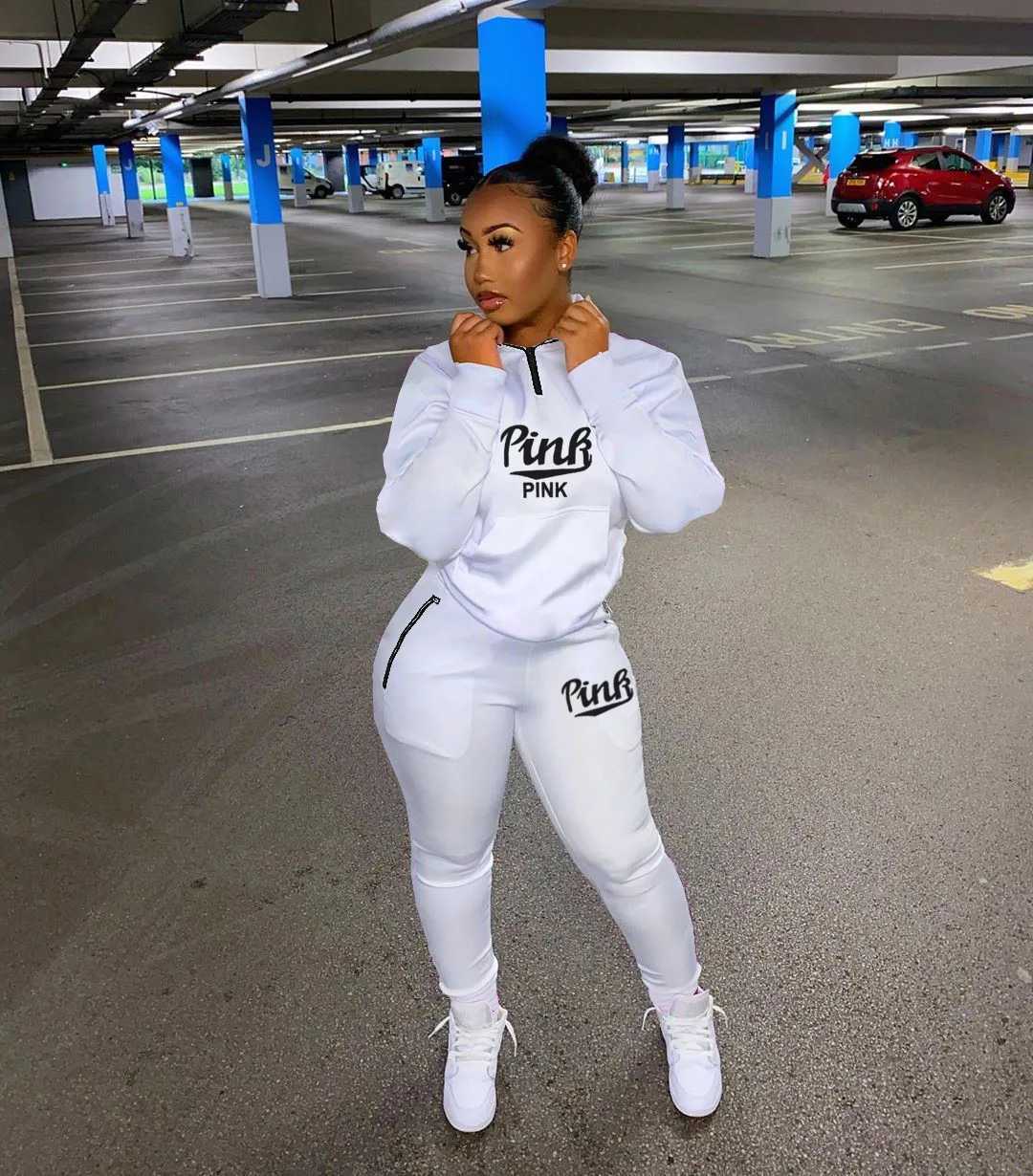 Womens new track and field suit set pink printed sports and leisure suit womens sports shirt top+pants 2-piece set sports shirt for spring and summer 