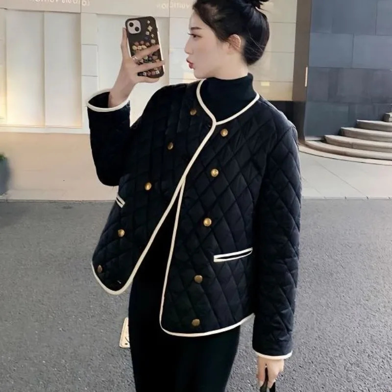 Autumn Winter Quilted Jacket Women Parka Long Sleeve Singlebreasted Chic Short Cotton Coat Clothing Trends Outerwear Warm 240930