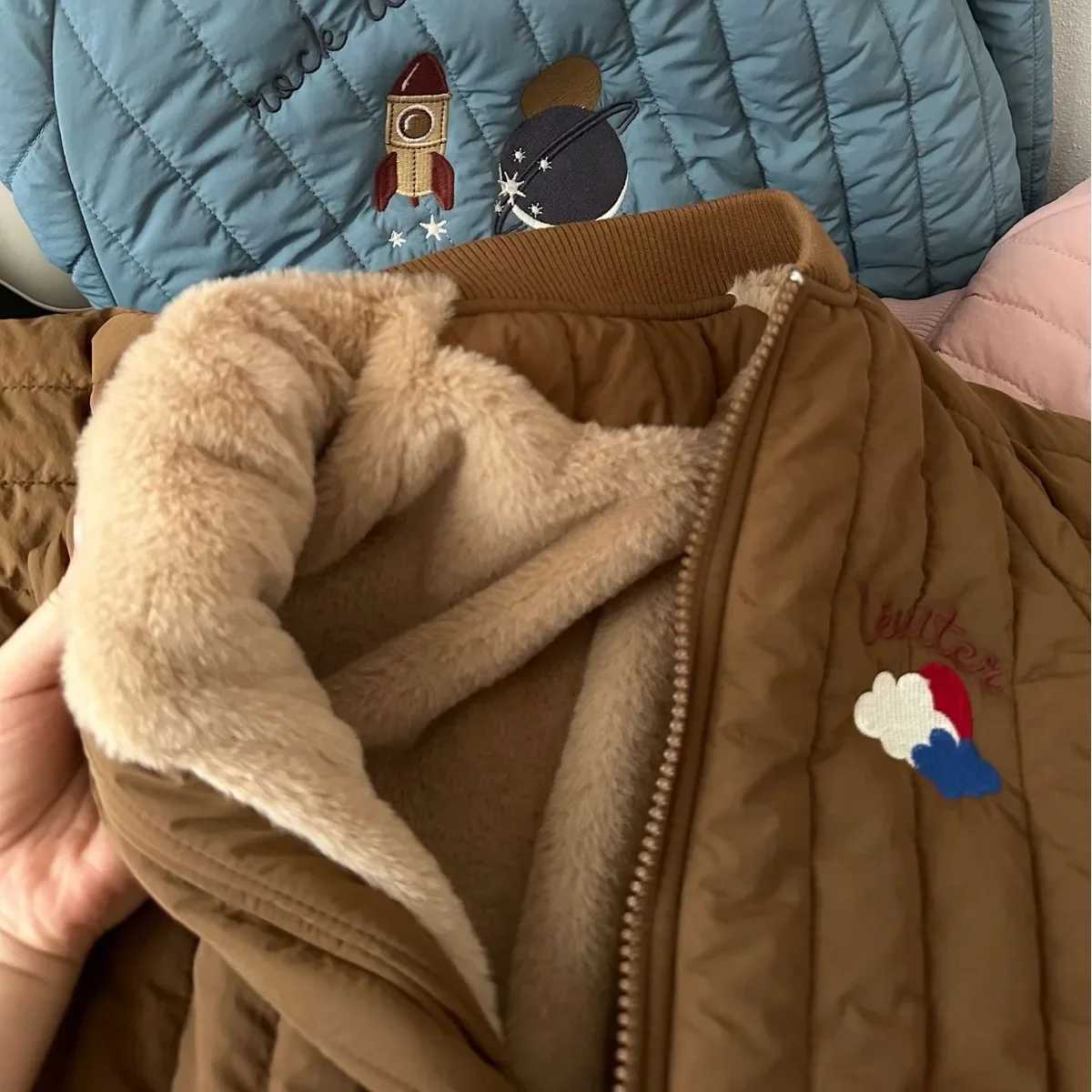 Down Coat Cartoon Embroidered Jacket 2024 Winter Thick Plush Warm Korean Childrens Coat H241010
