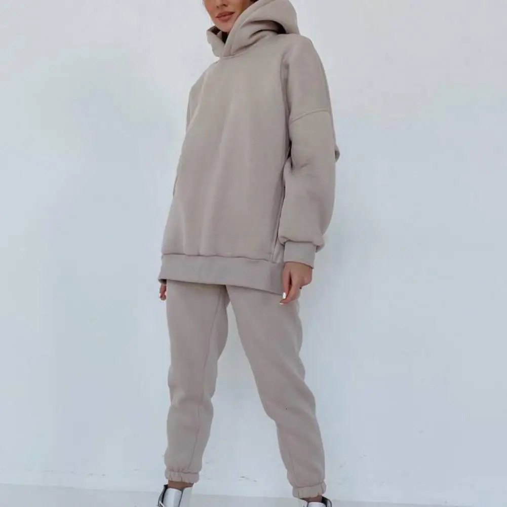 Two piece wool track and field suit womens winter super large hooded long sleeved sweatshirt sports pants set 241007