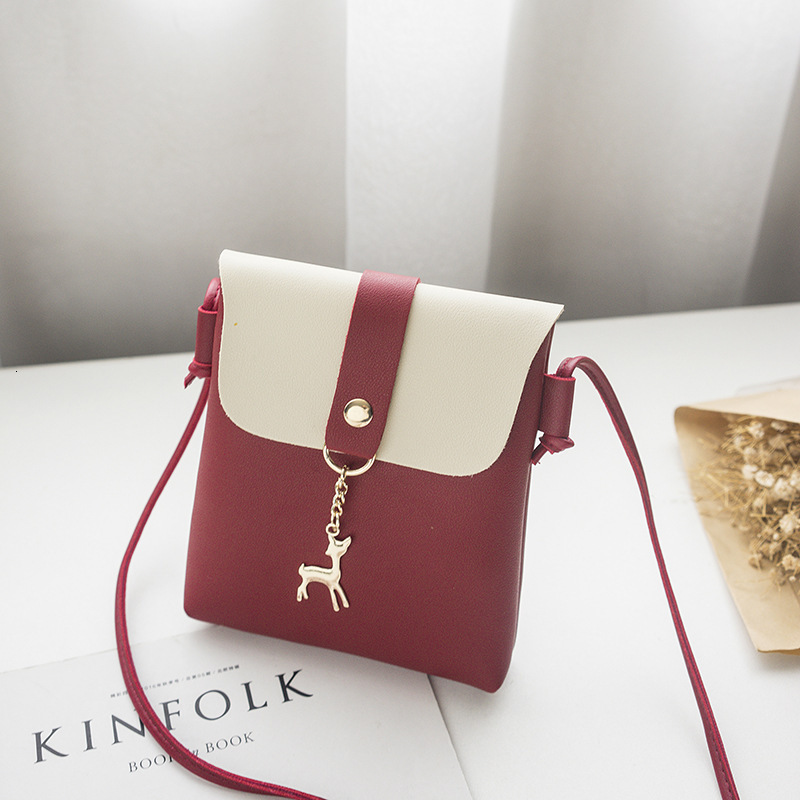 New 2024 designer bag Korean version deer hanging decoration women's single shoulder diagonal cross bag Pinduoduo