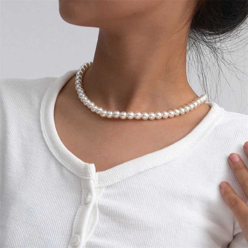 Classic Elegant White Pearl Chokers Necklace For Women Men Wedding Banquet Necklaces Vintage Beads Handmade Jewelry Party GiftX241009