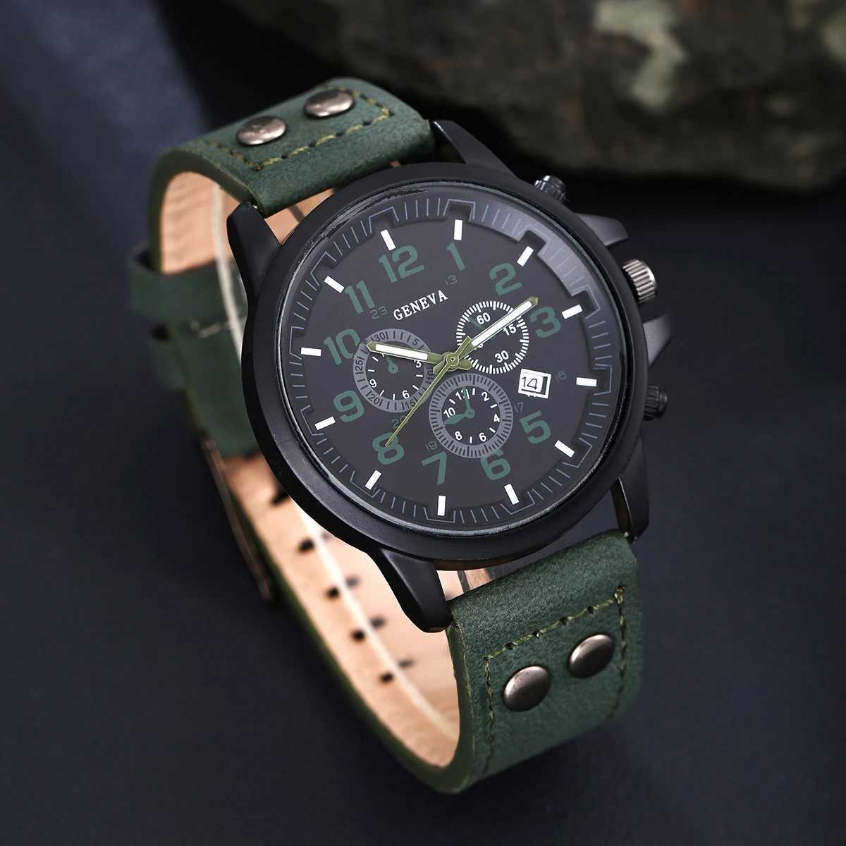 Mens New Handsome Army Green Belt Quartz Watch+Three BraceletsX241010