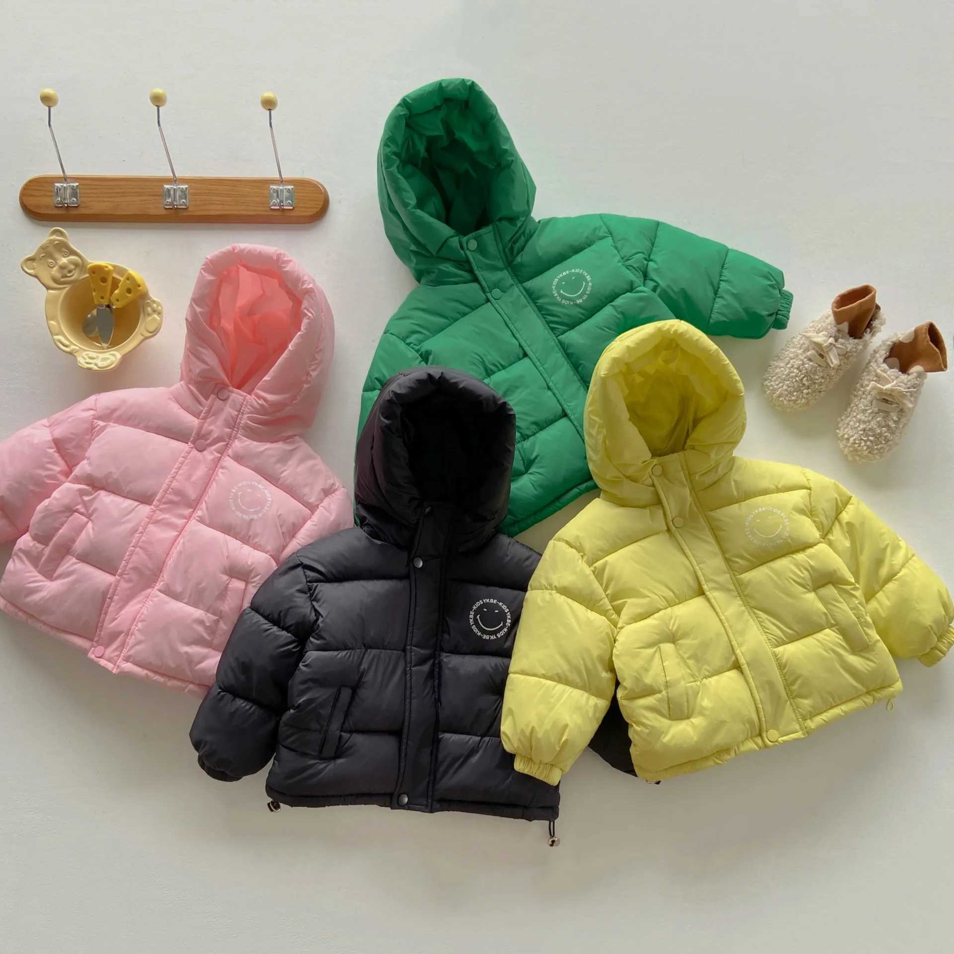 Down Coat 2024 new childrens winter hooded jacket suitable for boys and girls warm top thick velvet jacket baby jacket soft casual jacket H241010