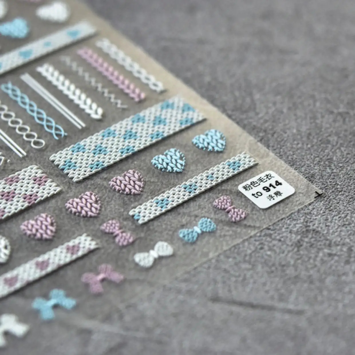 Christmas Cute Sweater High Quality 5D Acrylic Carving Nail Stickers Sweater Snowflake Flower Pattern Nail Water Stickers Winter 241008