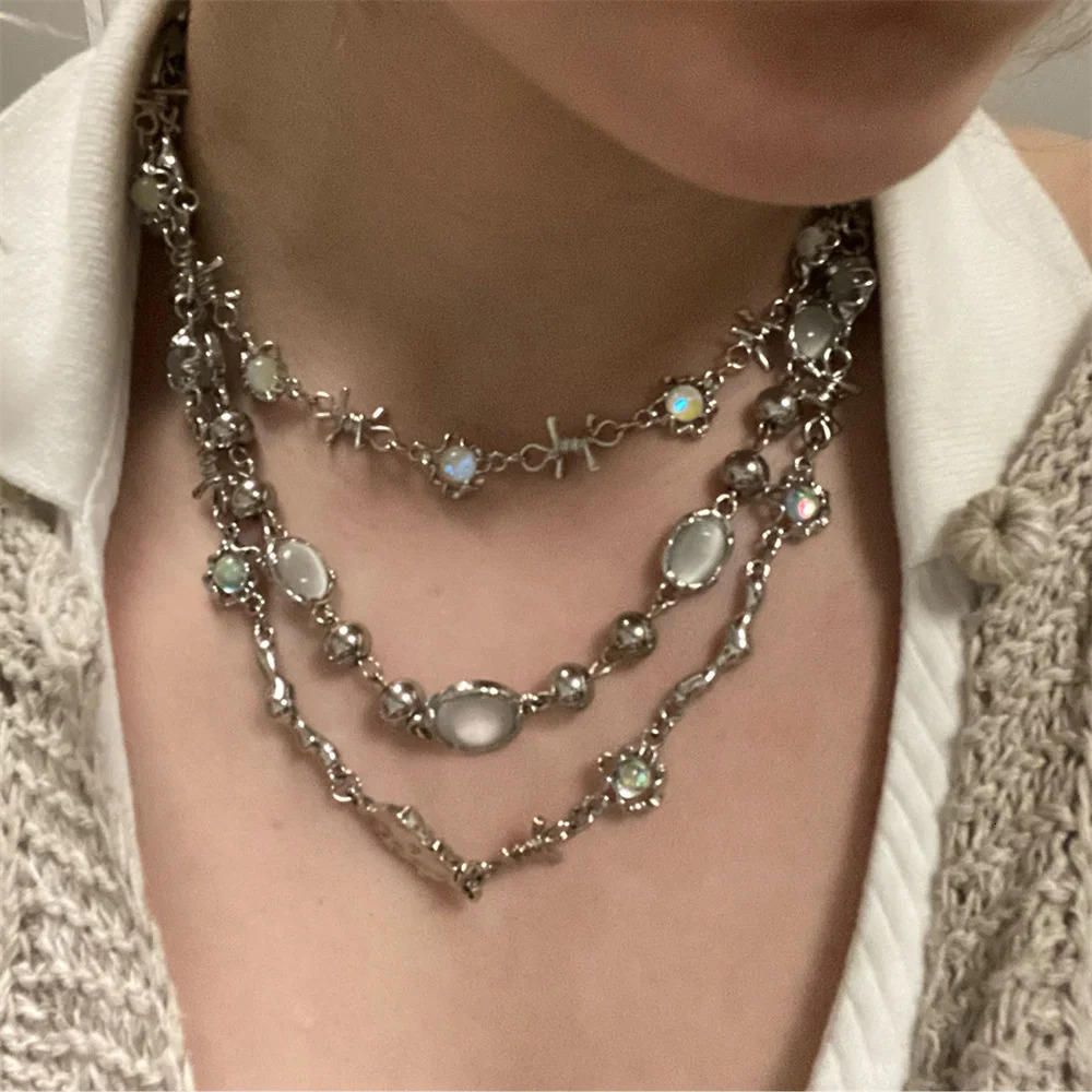 Vintage Crystal Opal Pendant Liquid Metal Necklace for Women Clavicle Chain Geometric Irregular Choker Y2K Jewelry Accessories 241009