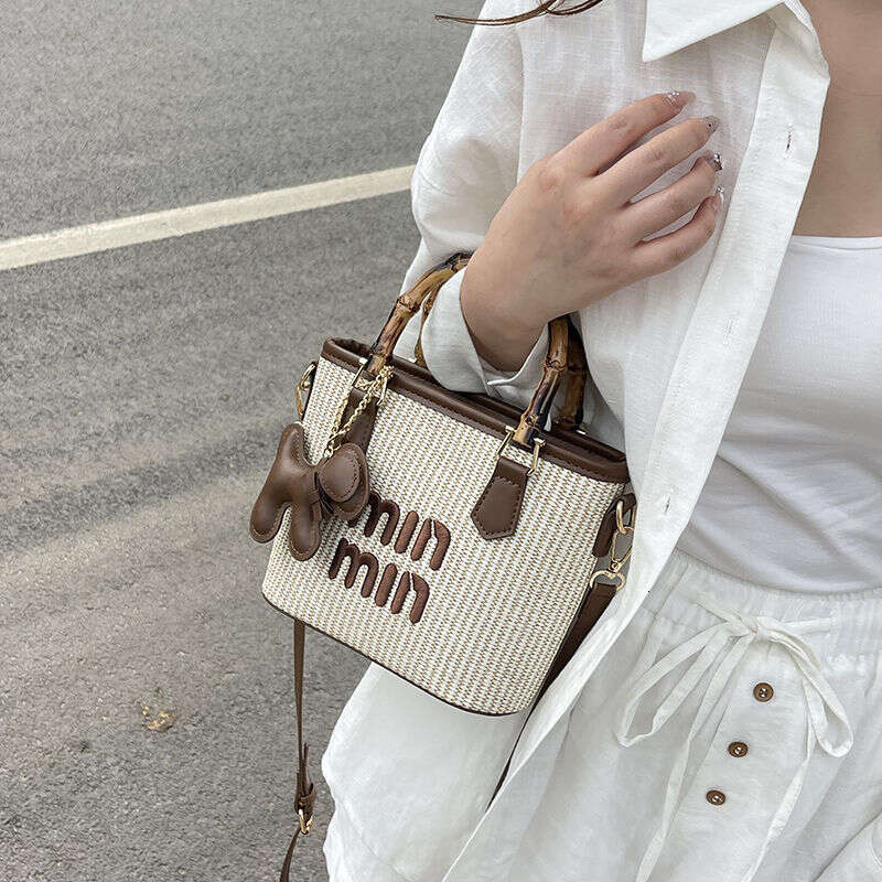 High looks straw woven western-style high-end fashion 2024 internet celebrity letter travel exquisite crossbody handbag