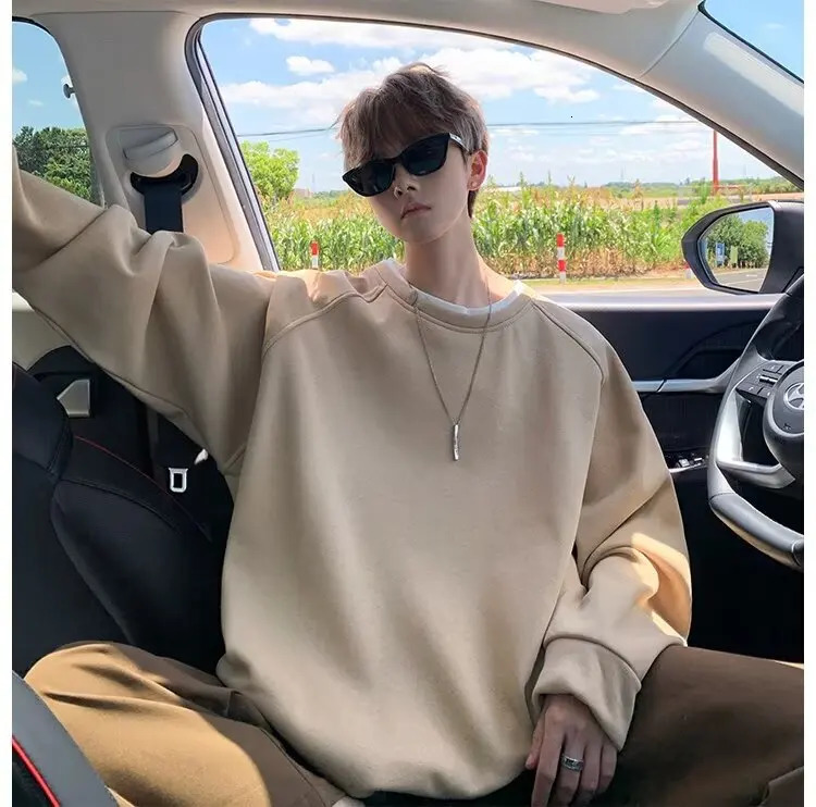 Two-piece Crewneck Mens Sweatershirt Autumn and Winter 2024 y2k korean fashion O-neck Hoodies Solid All-match Base Top 241007