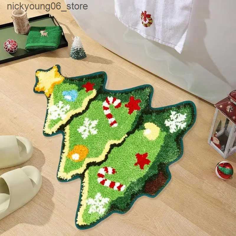 Non-Slip Bath Mats Christmas Bath Mat Cute Cartoon Winter Bathroom Rugs Home Bathroom Floor Mat Snowflake New Year Xmas Carpet For Bathroom L240910