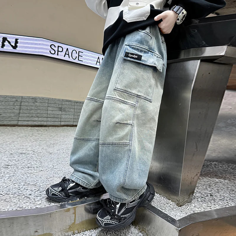 Boys personalized flip cargo pocket jeans for spring and autumn fashion handmade straight through mens bag pants for 5-15 years 241008