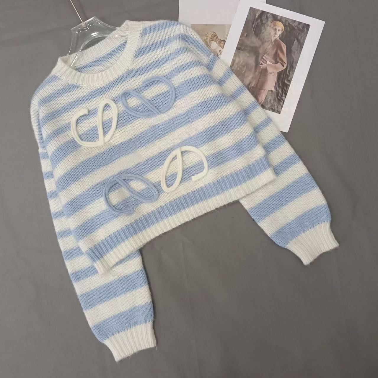 2024 pullover sweater women loose lazy wind design sense niche fashion sweater casual short top668